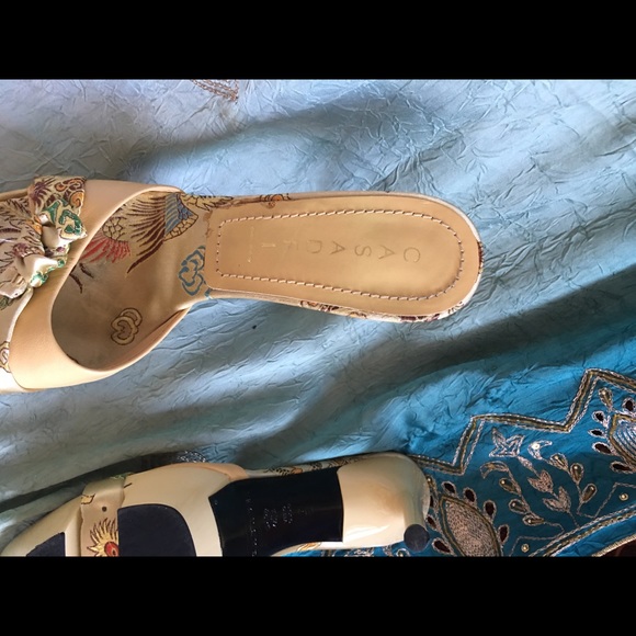 Italian Designer Casadei Shoes - Picture 4 of 5